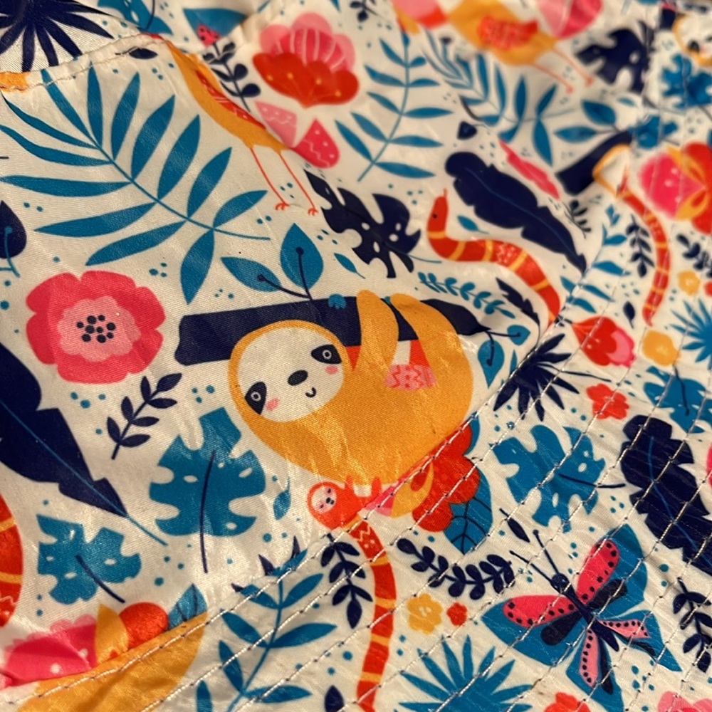 Reversible SLOTH hat - Picture 3 of 3